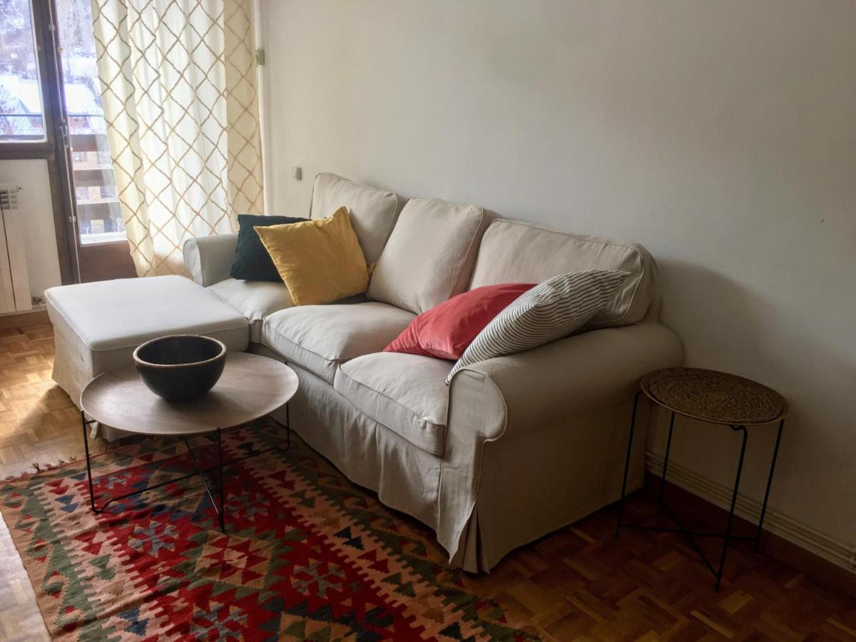 Apartament Familiar - Els Encantats - Еспот Екстериор снимка